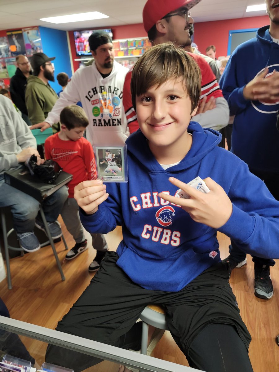 UndergroundBrks's tweet image. Thanks everyone! What an event! We had no idea what to expect, but we hope you had a great time!

I tried to personally thank everyone for coming, if I missed you, I apologize!

Big congrats to PJ who hit a Spencer Strider rookie autograph from our free trade night break!

If you…