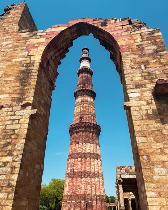 Islamic structures were allegedly built over Hindu Temples 9. Dhruv Stambh, Delhi- Qutub Minar Islamic structures were allegedly built over Hindu Temples