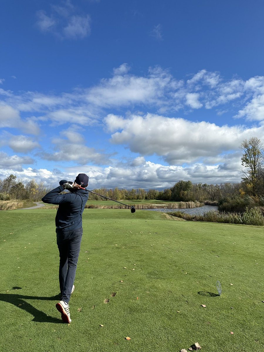 manjotheer91's tweet photo. Weekending in Collingwood at Batteaux Creek Golf Club ⛳️ https://t.co/JvGMG6PkIi