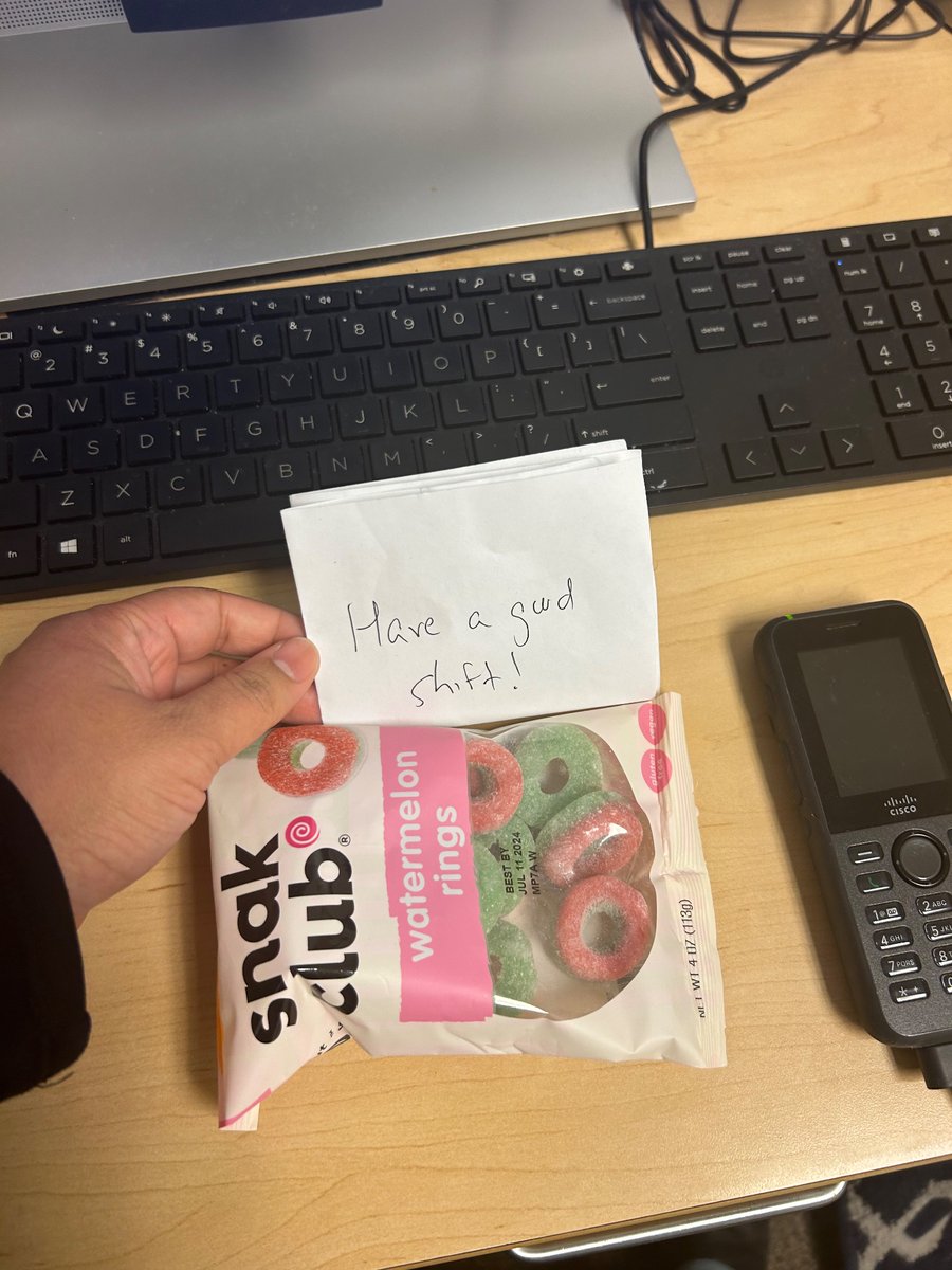 Rivfka Shenoy, MD, MS (@rivfkamd) on Twitter photo Finally made it down to the call room on my trauma shift and had the BEST surprise waiting from my co resident <a href="/ZachWeitzner_MD/">Zach Weitzner</a> !! <a href="/UCLASurgeryRes/">UCLA General Surgery Residency Program</a> Finally made it down to the call room on my trauma shift and had the BEST surprise waiting from my co resident <a href="/ZachWeitzner_MD/">Zach Weitzner</a> !! <a href="/UCLASurgeryRes/">UCLA General Surgery Residency Program</a>