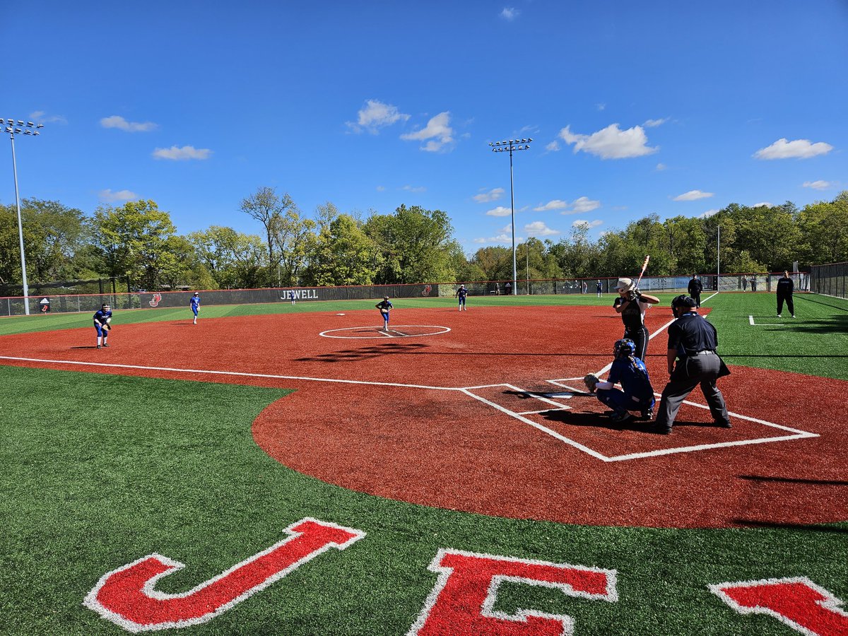 Lauren Sandholm tweet media