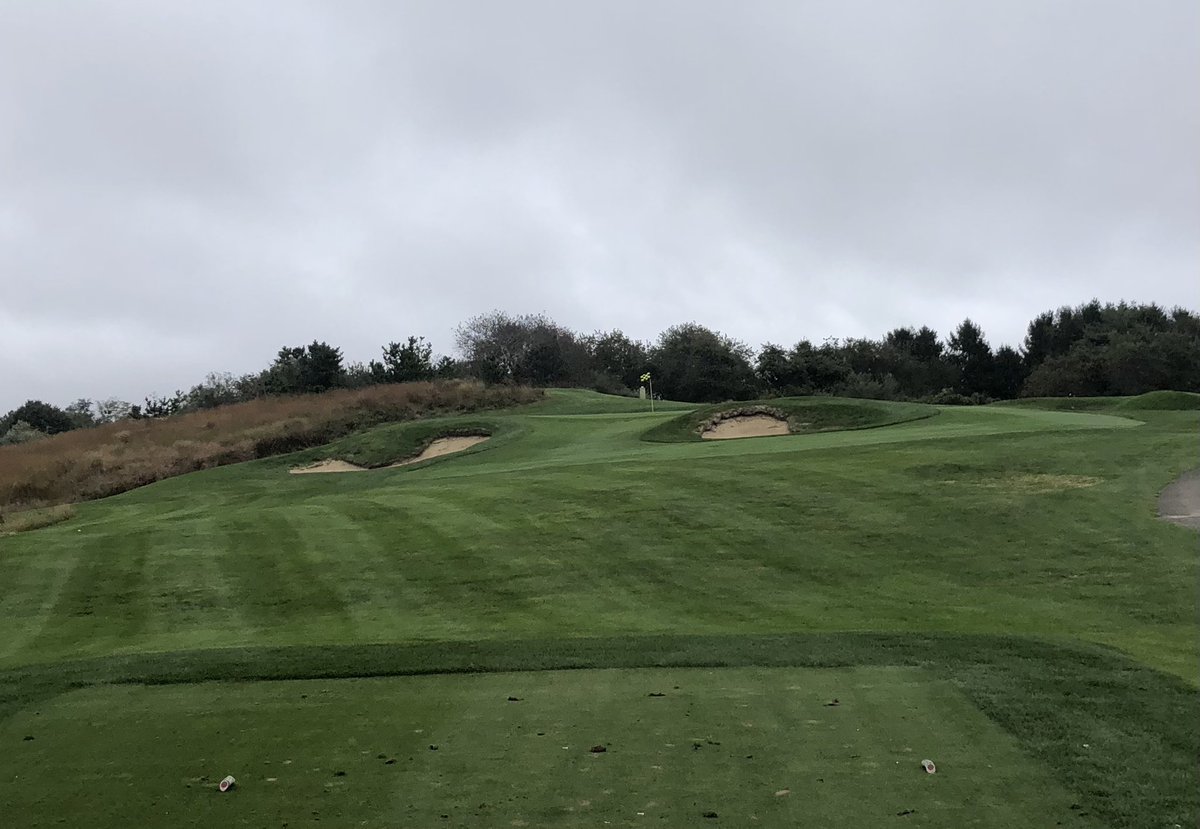 NewYorkGolfer13's tweet photo. 2nd hole at Montauk Downs State Park Golf Course, Montauk, New York.  The par 3s here are all beautiful views from the tee. https://t.co/nUCSPT44ua
