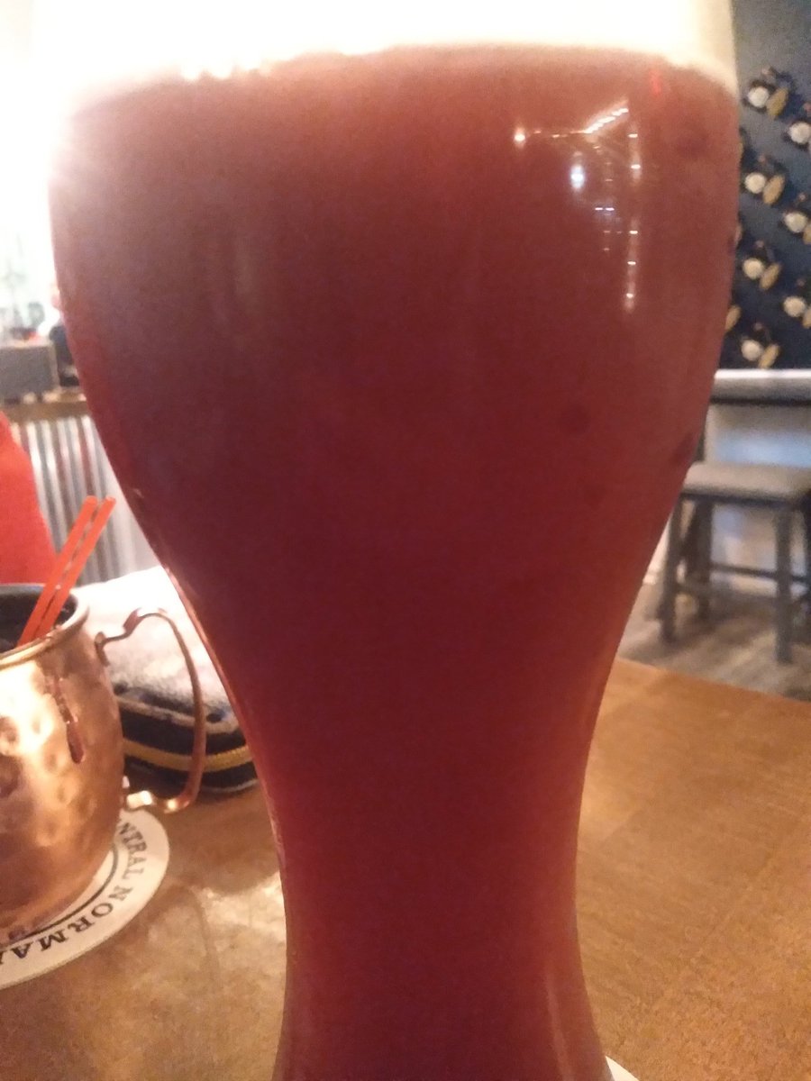JoeBang6993's tweet photo. Some kinda sour with pomegranate idk...its fkn fire though...
#TheTapHouse https://t.co/EYIpDk29j0