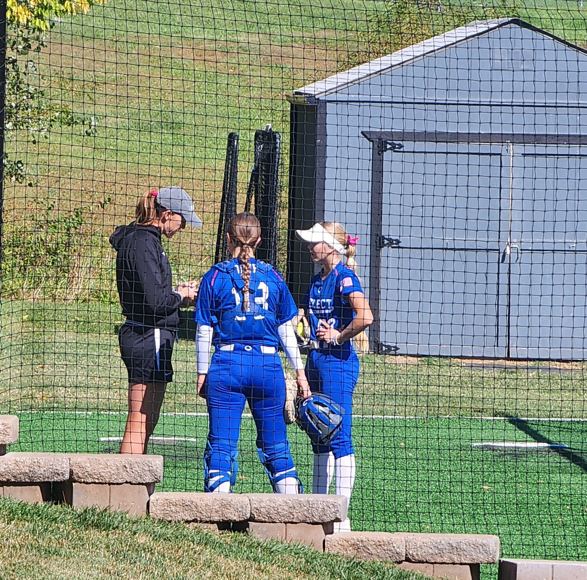 Lauren Sandholm tweet media