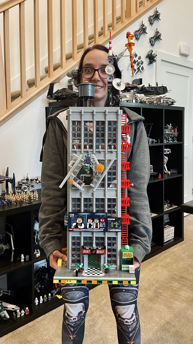 hobby_night's tweet image. My #SpiderMan Daily Bugle is ALMOST complete and look how tall it is!
#LEGO #legomasters #Marvel #spidergwen #HobbyNight