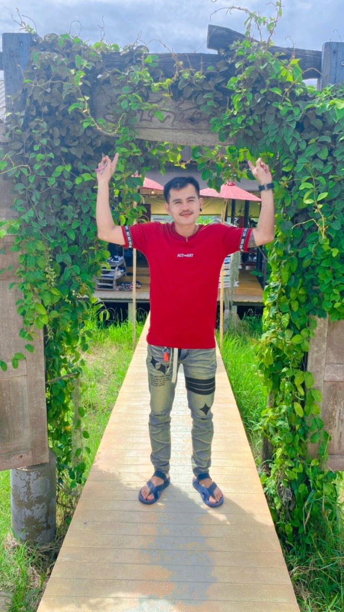 KmlChlad's tweet photo. อากาศแบบนี้:ก็ว้าวุ่นเลย#กาญจนบุรี https://t.co/96OStUhsve