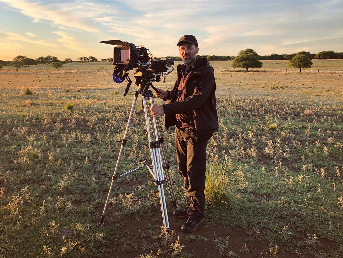 Martín Turnes (@martinturnes) on Twitter photo 📣 ABIERTA LA INSCRIPCIÓN
🎥 Taller de Imagen Documental - Online
🎬 Dictado por <a href="/Pigu_Gomez/">Pigu Gomez</a> y <a href="/martinturnes/">Martín Turnes</a> con el apoyo de <a href="/AdFcine/">ADF</a>
🔥4 y 5 de Noviembre 2023, 10 a 13hs (Hora Argentina) Cupos limitados
📲 Consultas: tallerdeimagendocumental@gmail.com 📣 ABIERTA LA INSCRIPCIÓN
🎥 Taller de Imagen Documental - Online
🎬 Dictado por <a href="/Pigu_Gomez/">Pigu Gomez</a> y <a href="/martinturnes/">Martín Turnes</a> con el apoyo de <a href="/AdFcine/">ADF</a>
🔥4 y 5 de Noviembre 2023, 10 a 13hs (Hora Argentina) Cupos limitados
📲 Consultas: tallerdeimagendocumental@gmail.com