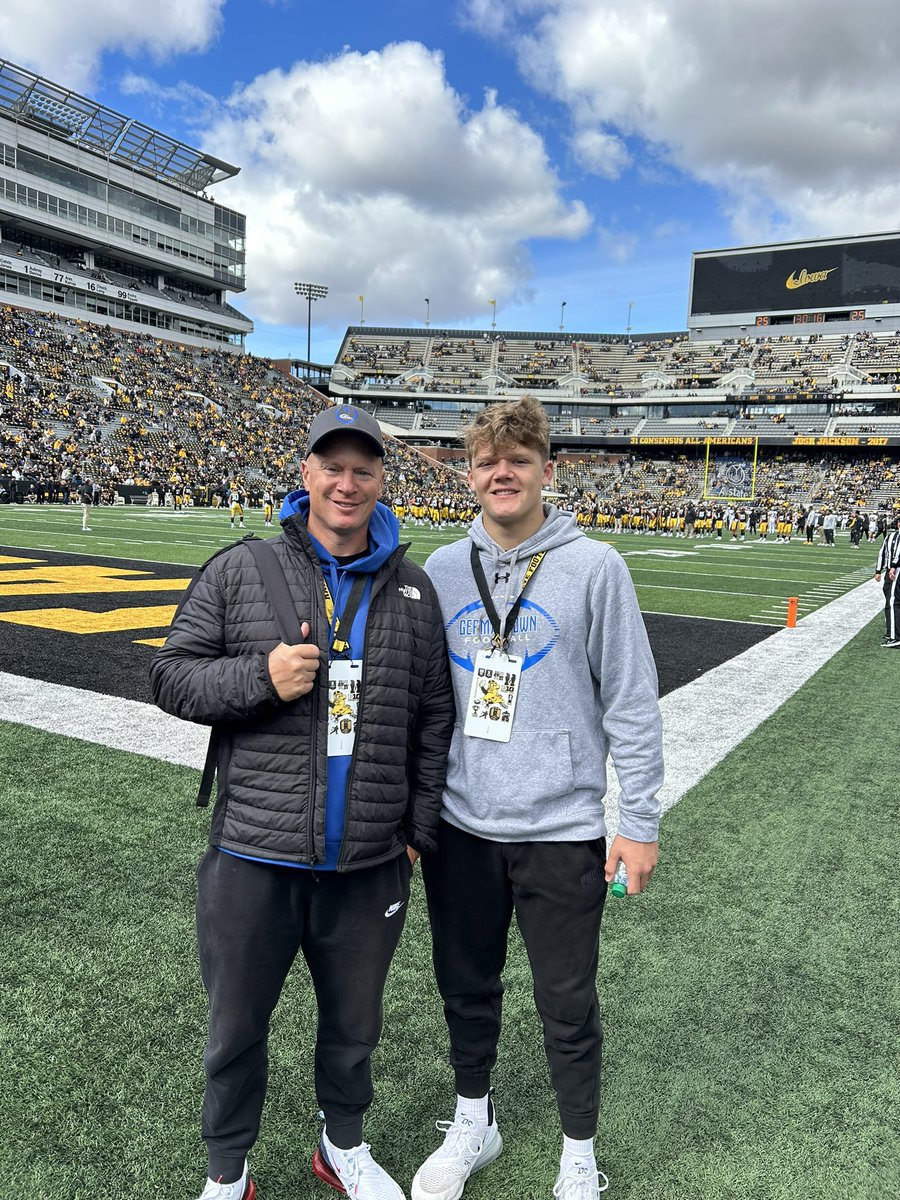 Enjoyed my Game day visit at the University of Iowa. Thanks to <a href="/CoachSWallace/">Seth Wallace</a>  <a href="/CoachBarnett_OL/">George Barnett</a> <a href="/HawkeyeFootball/">Hawkeye Football</a>