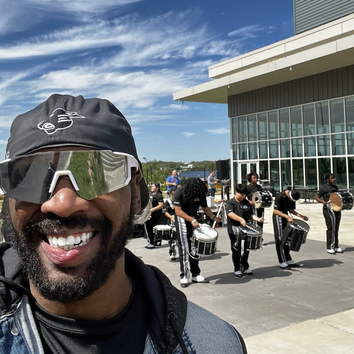 ThaEducaTORR's tweet photo. Guess what I got to do today? Hangout with some of The Pride of the @EastsideECHS! The Panther Drumline welcomed visitors to our campus and the Tech for All Fest! @andrew_k_bailey @CKenderEDU @EdCo810 #EastsidePride #PawsUp https://t.co/Ez07XKSaer
