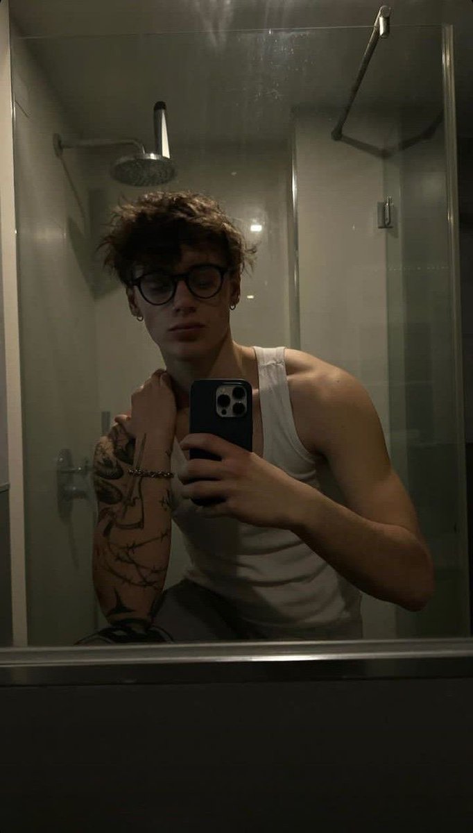 damon (@fuckzd4mon) on Twitter photo 