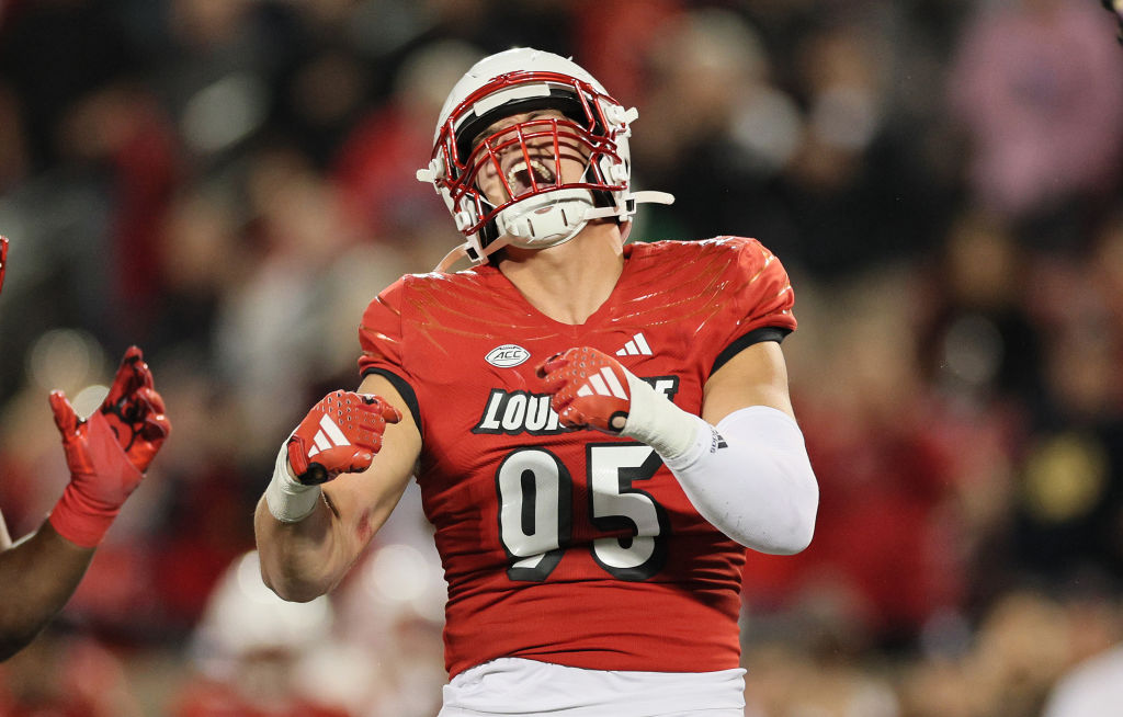 Louisville has defeated an AP Top-10 opponent in back-to-back seasons for the first time in program history.

Last year, they beat Sam Hartman and No. 10 Wake Forest.

This year, they beat Sam Hartman and No. 10 Notre Dame.