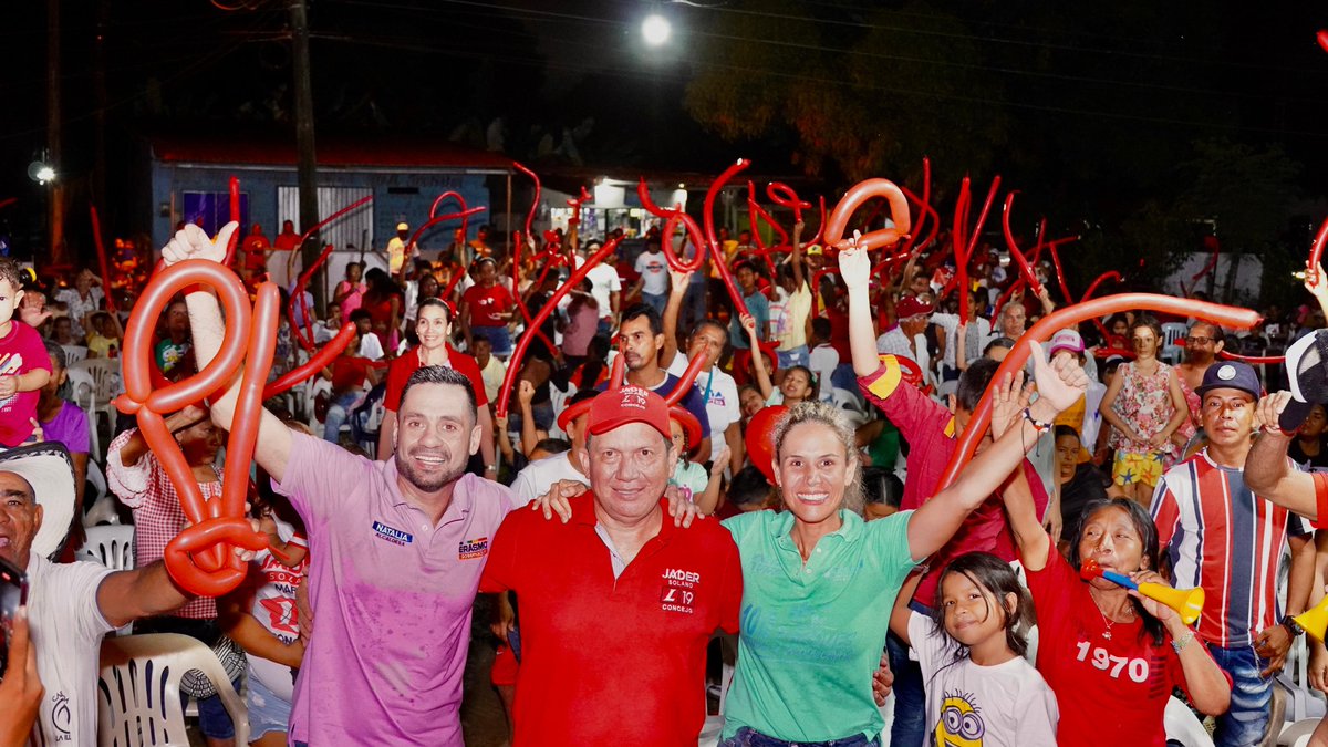 ¡Nuestra fórmula E+J+E=P sigue inundando de alegría y esperanza los caminos de Montería! Hoy, recibimos el abrazo, las sonrisas y el apoyo de los habitantes de los corregimientos de Nueva Esperanza, La Manta, Buenos Aires y la vereda El Tapao, en El Sabanal.

¡Llevaremos el campo