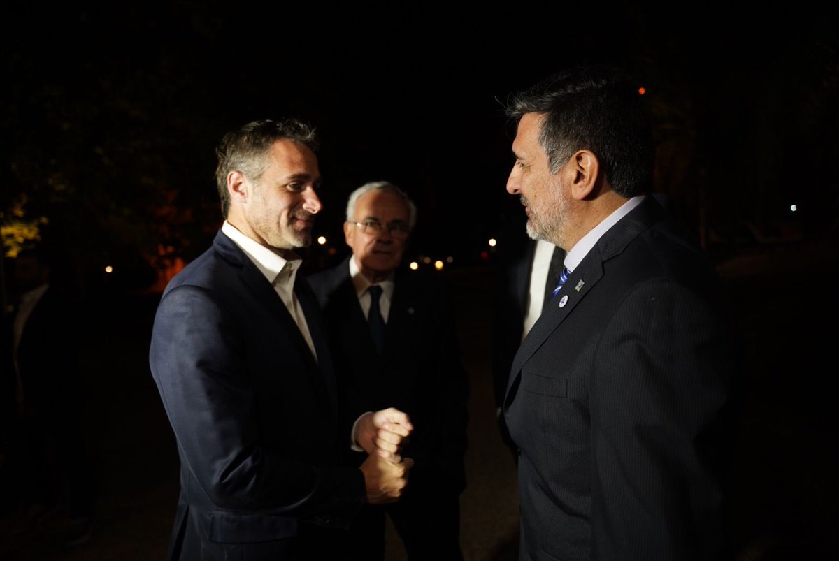 FedericoAchaval's tweet image. Hoy acompañamos la celebración por el 77° aniversario de @SCIPA1, una institución que es parte de la identidad de nuestro distrito.

Gracias por elegir todos los días a Pilar como el lugar para crecer, desarrollarse y llevar adelante sus sueños.

¡Felicidades!