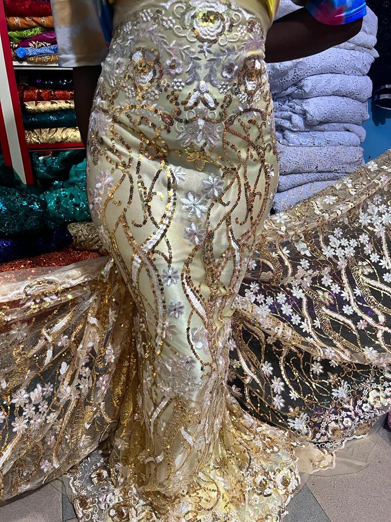 cjukoh's tweet photo. Perfect beaded fancy lace Queens grade 🔥🔥🔥🔥 women of honor class🔥🔥🥰😘 best grade in town WhatsApp 08142736697 call line 09037308744 https://t.co/4c1BaWfBZ2