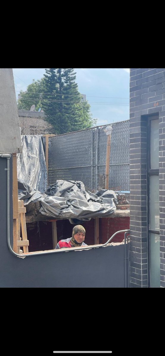 shantalmesa's tweet photo. Meses de construccion sin regularizacion en la calle Fernando Montes de Oca 113  en la Condesa. Comenzando desde las 5 am. La policia no hace nada y la delegacion no toma cartas en el asunto. @PAOTmx @SSPCMexico @AlcCuauhtemocMx
@SOBSECDMX
@DenunciaSSPCDMX 
@SandraCuevas_ https://t.co/nq6ogTPNeS