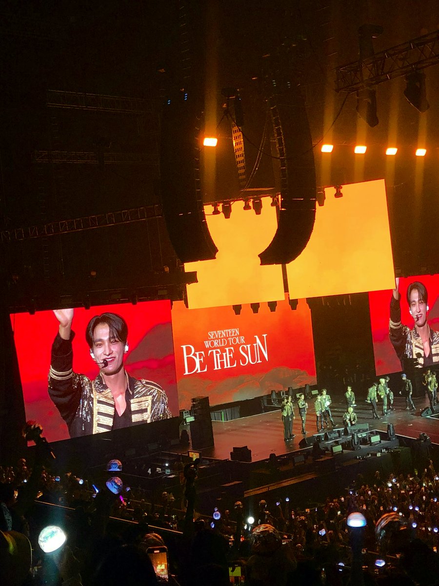 dk_idult's tweet photo. It’s been a year since I first saw you 🥹
See you again next year 🤞🏻
#BeTheSuninMnl #BeTheSuninManila #SEVENTEEN https://t.co/CDlvhSwuCo