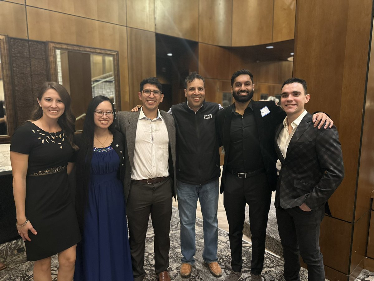 Omar Selod D.O. (@dromarselod) on Twitter photo @Lau__Robertson <a href="/DiannaHNguyen1/">Dianna H. Nguyen, DO, PhD</a> <a href="/richardmmtz/">RichardMartinez</a> <a href="/AliRaufMed/">Ali Rauf, DO</a> and <a href="/MikeBejaranoMed/">Michael Bejarano, MS</a> came in CLUTCH tonight helping raise money for <a href="/PMRCHARITY/">PMR CHARITY</a> ! So amazing! Med students that give back will make great residents one day…..hint hint! 🙏🏽🙏🏽🙏🏽🙏🏽 @Lau__Robertson <a href="/DiannaHNguyen1/">Dianna H. Nguyen, DO, PhD</a> <a href="/richardmmtz/">RichardMartinez</a> <a href="/AliRaufMed/">Ali Rauf, DO</a> and <a href="/MikeBejaranoMed/">Michael Bejarano, MS</a> came in CLUTCH tonight helping raise money for <a href="/PMRCHARITY/">PMR CHARITY</a> ! So amazing! Med students that give back will make great residents one day…..hint hint! 🙏🏽🙏🏽🙏🏽🙏🏽