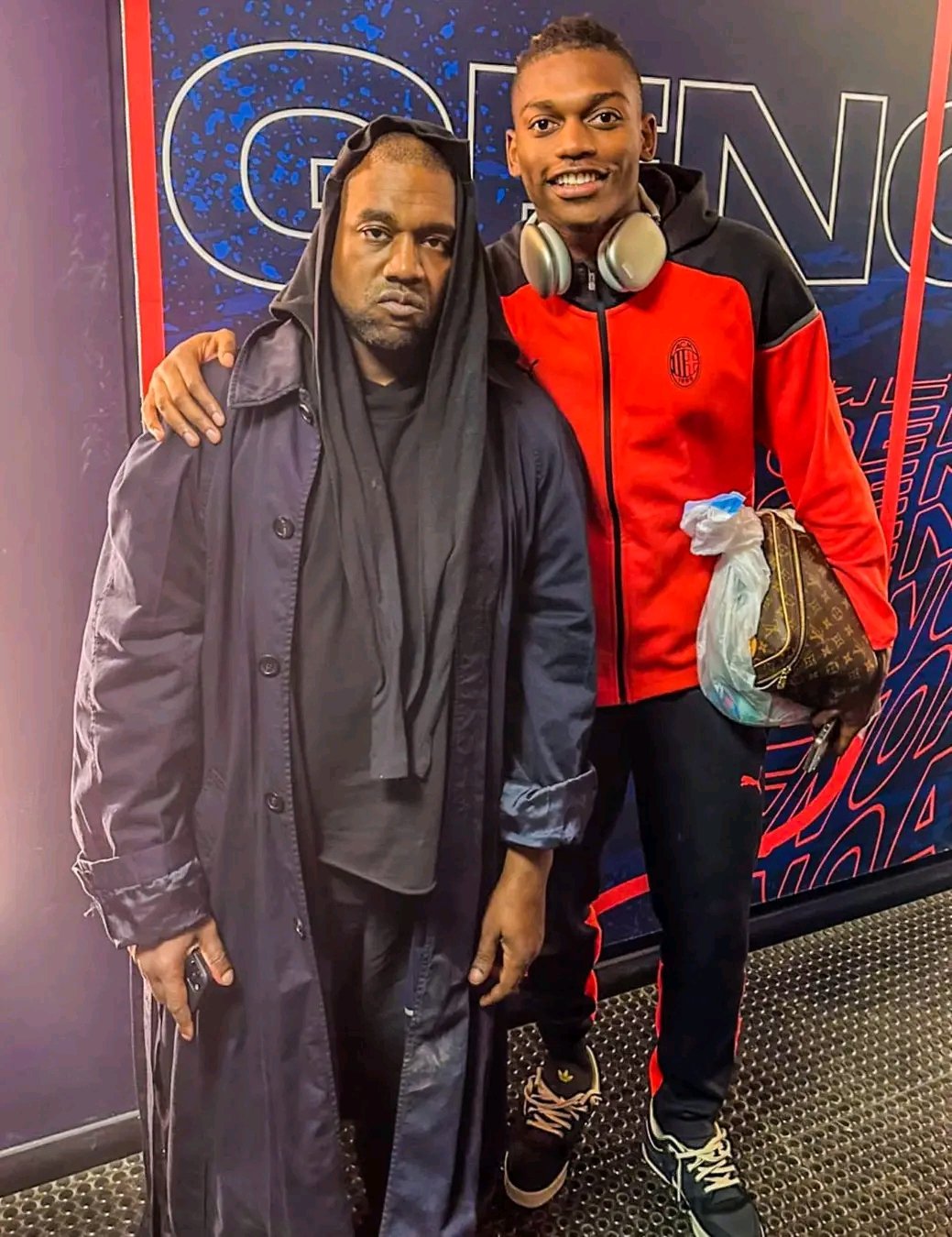 F750ULtWsAE84O4?format=jpg&name=large