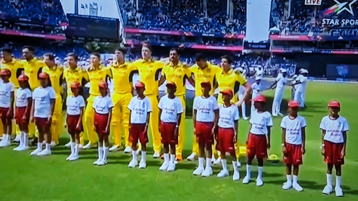 <a href="/EconomicTimes/">Economic Times</a> looking at the line up for anthem don't want say that aus are more United than US..still Dil bole INDIA INDIA