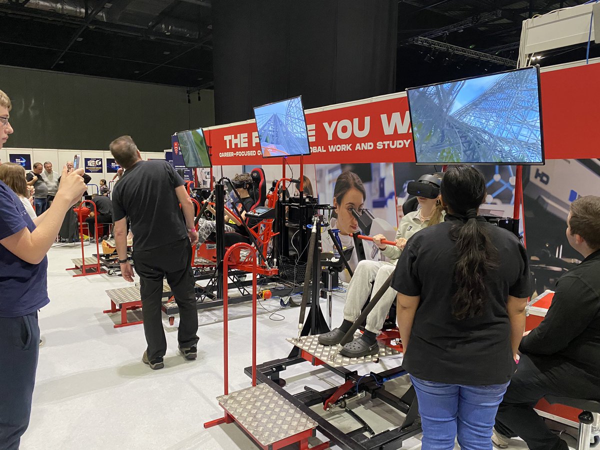 Close to 900 people young and old, big and small tried this thrill seekers kit from Middlesex Uni at New Scientist live yesterday. The appliance of science can be fun!!! 2 more days to try it out at Excel centre.