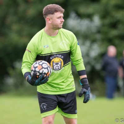 Rhys1Peers's tweet photo. #NewProfilePic https://t.co/trDRLtuBz4