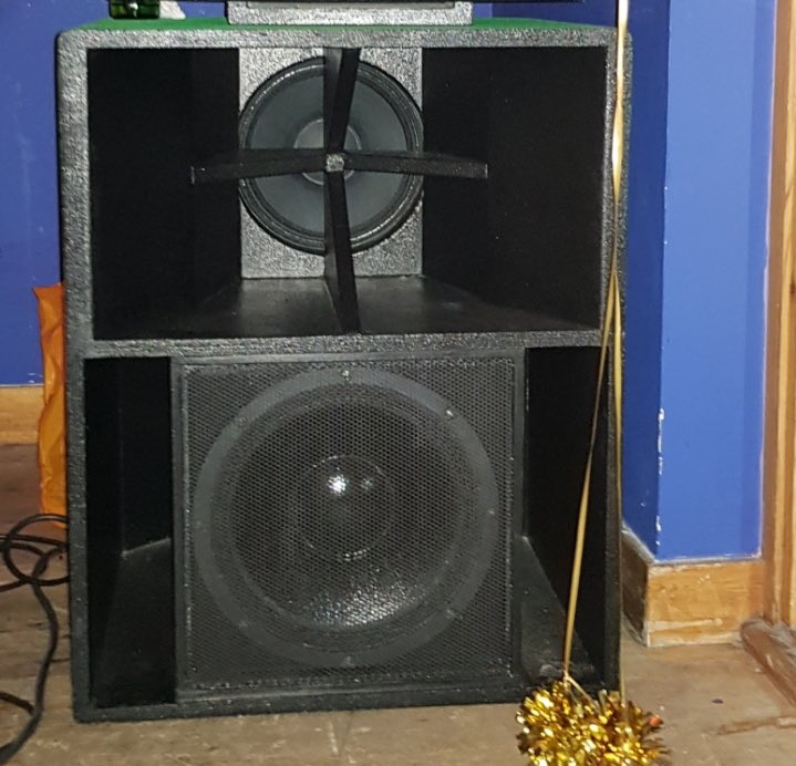 EastmansoundUk's tweet image. 10am Live on KoolFm Super Sunday Live on D.A.B &amp;amp; all formats come join us WhatsApp the studio on 07999 000945 send us a tex to get interactive ❤️🇬🇧🇯🇲🖤 Starting the Show with some real special revival reggae tune in don’t be late please❤️😊