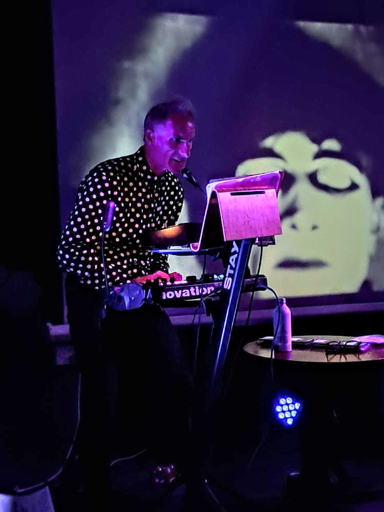 A few photos from our set on Friday opening up at the inaugural Escape Velocity #Bromley. Excellent night playing with @Palindrones1 @DownFrom_Above #laurieblack #livemusic #livephoto #performance #electronicmusic #synth #lofimusic #indiemusic #alternative #electropunk #postpunk