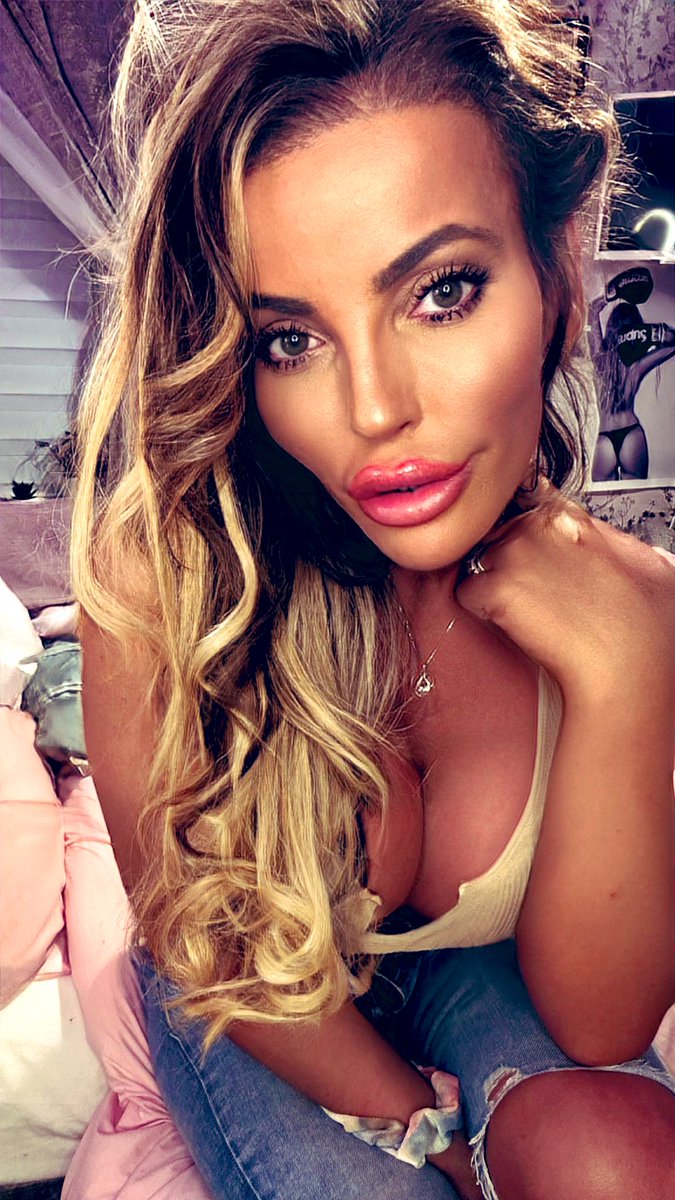 TS_TAMZIN's tweet photo. Hey guys, just letting you know I’ve had no phone  days, not ignoring anybody anyone who is trying to get hold of me. Please call back I have lost all of my text messages etc #SaturdayNight  #callme #videocalls  #BackToTheGrind #ts #AvailableNow 07894571911 💖😈💖 https://t.co/BL8FM44vek