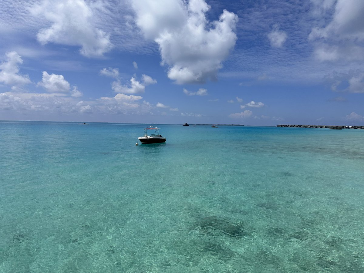Beautiful day today in the Maldives 🇲🇻 <a href="/FairmontHotels/">FairmontHotels</a> #maldives