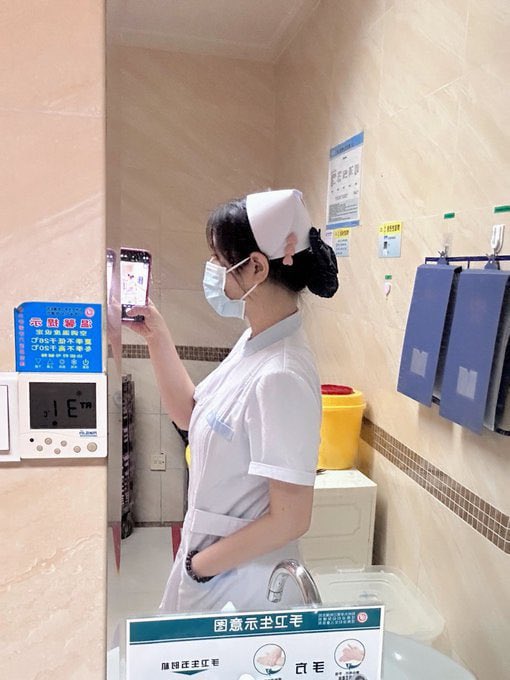 Yating95pp's tweet photo. 人生苦短，何必这么保守呢，敢于尝试新鲜与外遇的刺激感，弥补寂寞与空虚来满足身体。遇到我你会发现我的温柔与快乐💞📷 https://t.co/gfCkCTUOVz