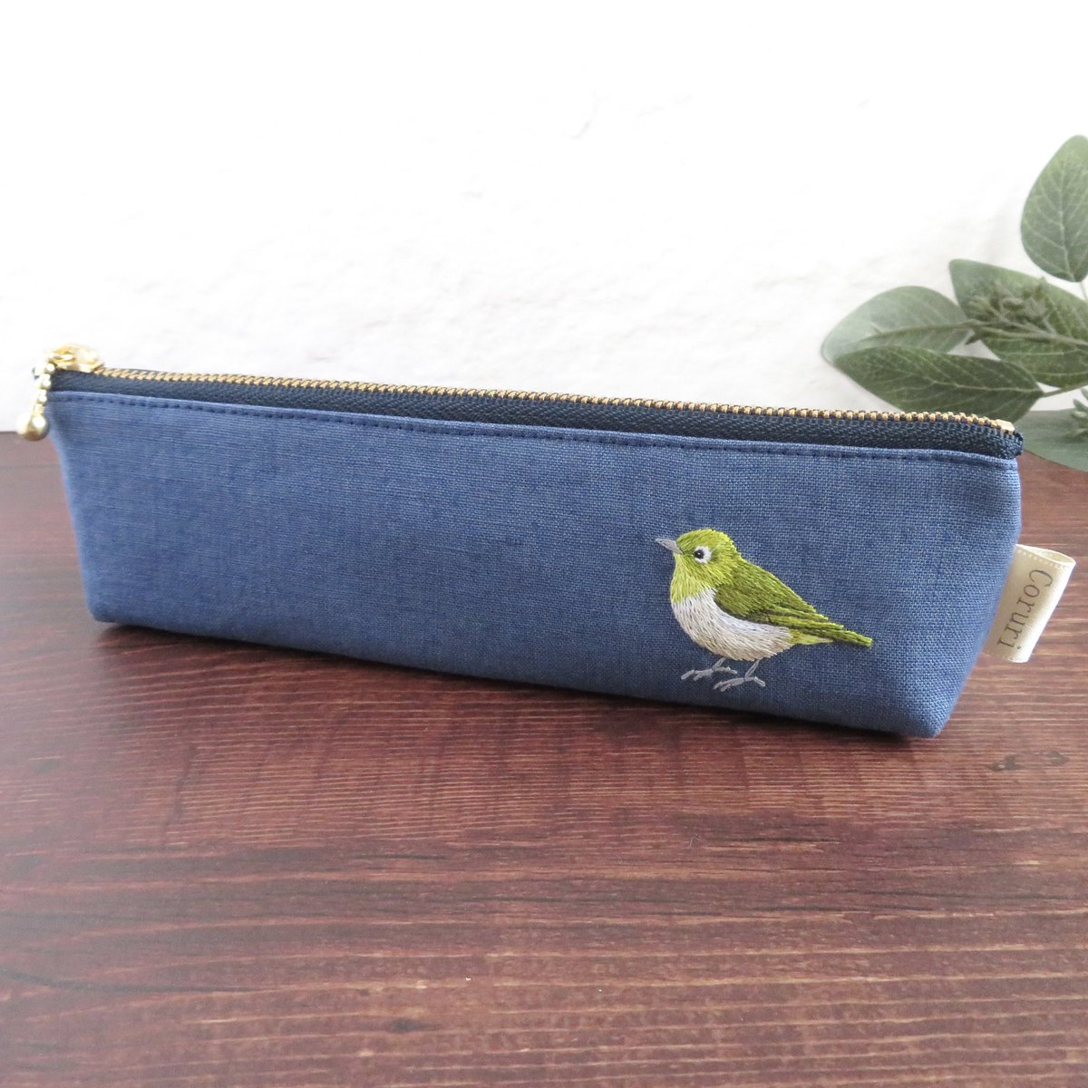 Coruri38's tweet photo. 他にも数点再販しております🌱

#野鳥　#小鳥　#刺繍 https://t.co/ntLPws3XB6