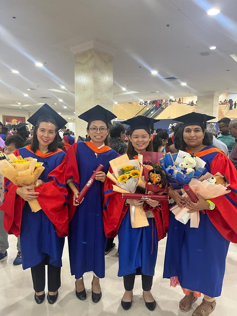 Esther Siew tweet media