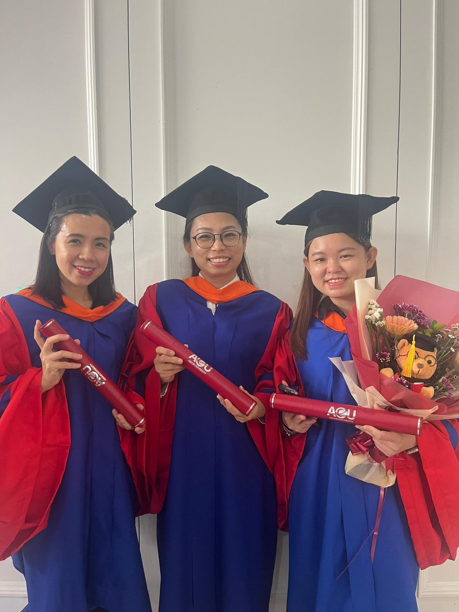 Esther Siew tweet media