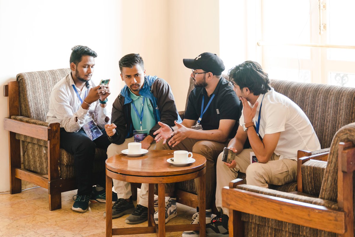 THREAT CON tweet media