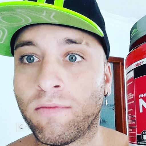 ⚡Güney Kıbrıs Rum kesiminde tutuklu olan Taner Tolga Tarlacı cezaevinde çıkan kavgada hayatını kaybetti.