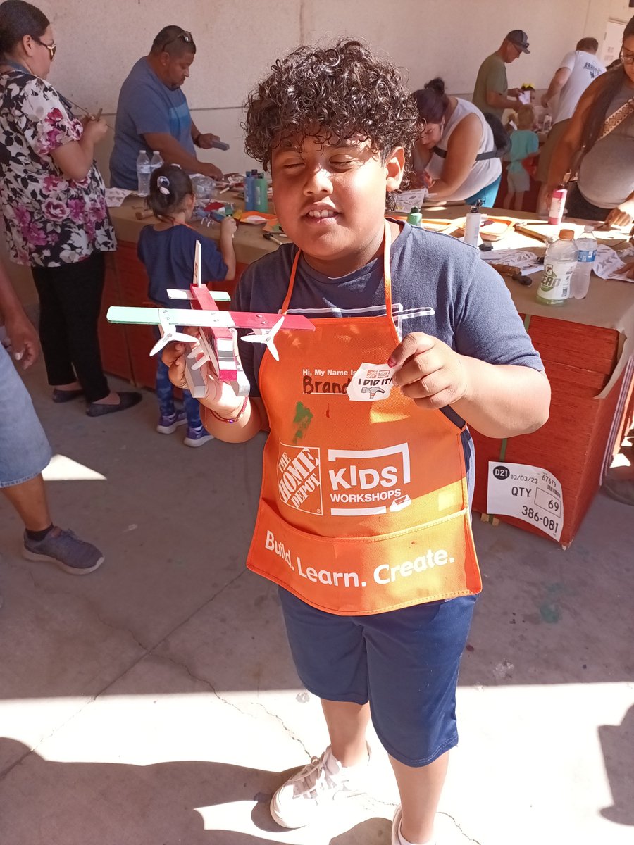 Erica76408629's tweet photo. Tulare kids workshop. Great turnout with 143 kiddies. https://t.co/jqNq9OgAt0