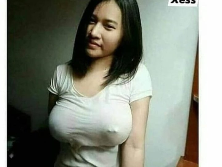 itz_luvish's tweet photo. When pimples start to grow at wrong place...😂 https://t.co/MZTpxXpCrX