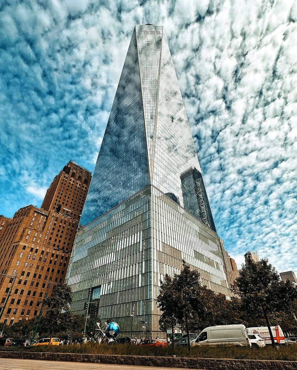 World Trade center, New York .. 👍👍
.
.
#worldtradecentermemorial #worldtradecenter #nycphotographer #nycrealestate #photography #usaphotography #newyork #newyorkcity #newyorknewyork #newyorkphotographer