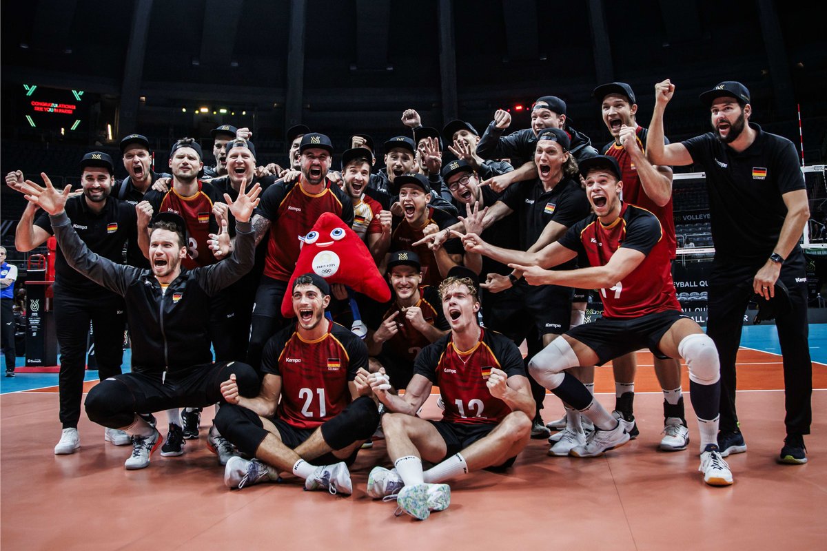 🖤❤️💛 OLYMPIA-QUALI für die Volleyball-Männer! 🔥
Sie haben es wirklich geschafft! 🤯
Erstmals seit 2012 ist wieder eine deutsche Volleyball-Mannschaft bei einer Olympiade dabei! 😍 

🤩 Was eine Sensation! 🎉

#TeamD #TeamDeutschland #Volleyball #Paris2024 #Olympics