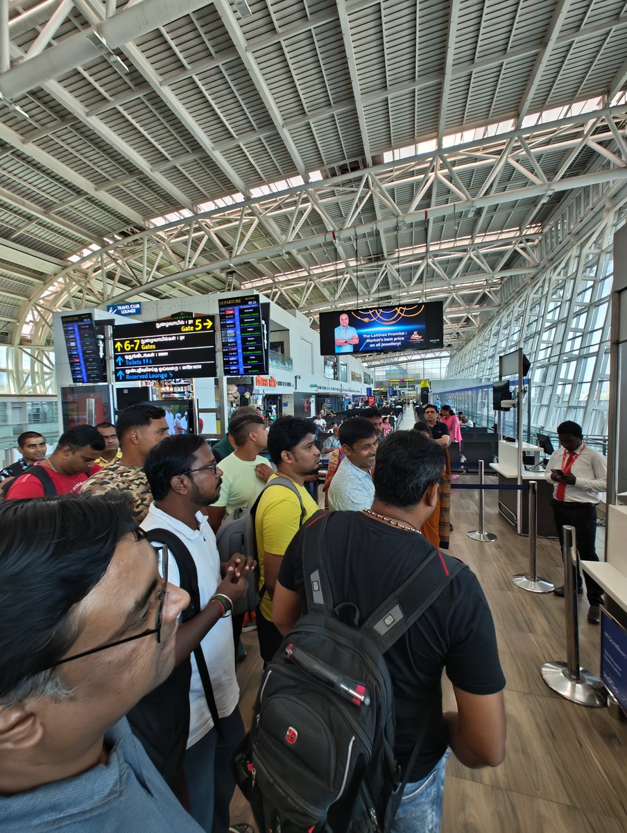 BonnyDave09's tweet photo. @airindia chaos. You come to airport and find out there is no flight. Blatant cheating. URGENT Attention needed at @ChennaiAirport @DGCAIndia. @RNTata2000 @TataCompanies @aajtak @timesofindia @TimesNow https://t.co/sH4Sy5rQAT