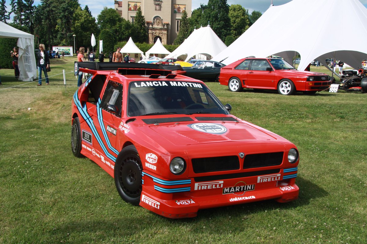 Car of the Day #1053: 1986 Lancia ECV! Intended to be a successor to the Lancia Delta S4 in the WRC, the ECV (standing for Experimental Composite Vehicle) featured carbon fiber and Kevlar to conserve weight.