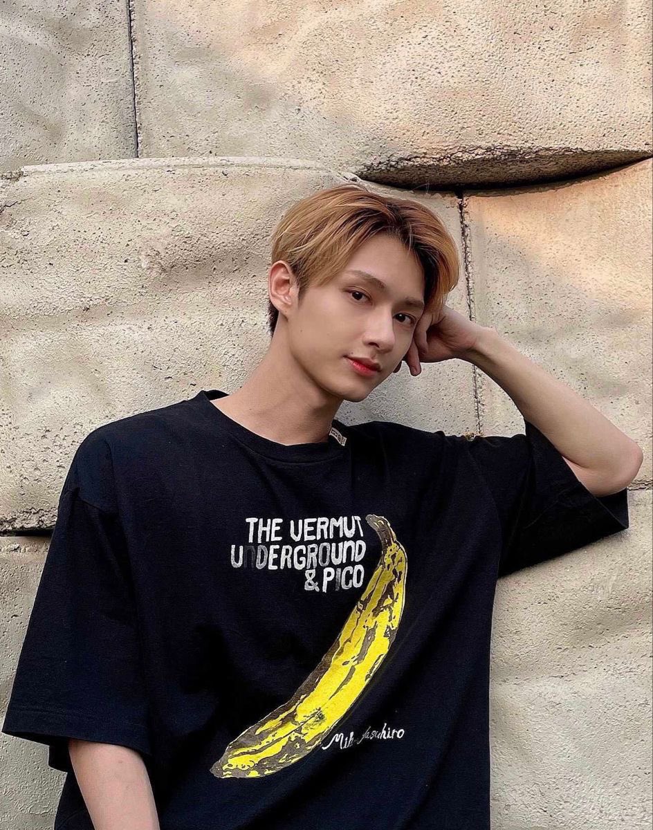 ᅠᅠᅠᅠᅠᅠ
ᅠᅠ
                      
             Good morning! 
             Have a nice sunday 
             and no I’m not late :) 

           ・───── 𝐦𝐨𝐨𝐧 
ᅠᅠ
ᅠᅠ