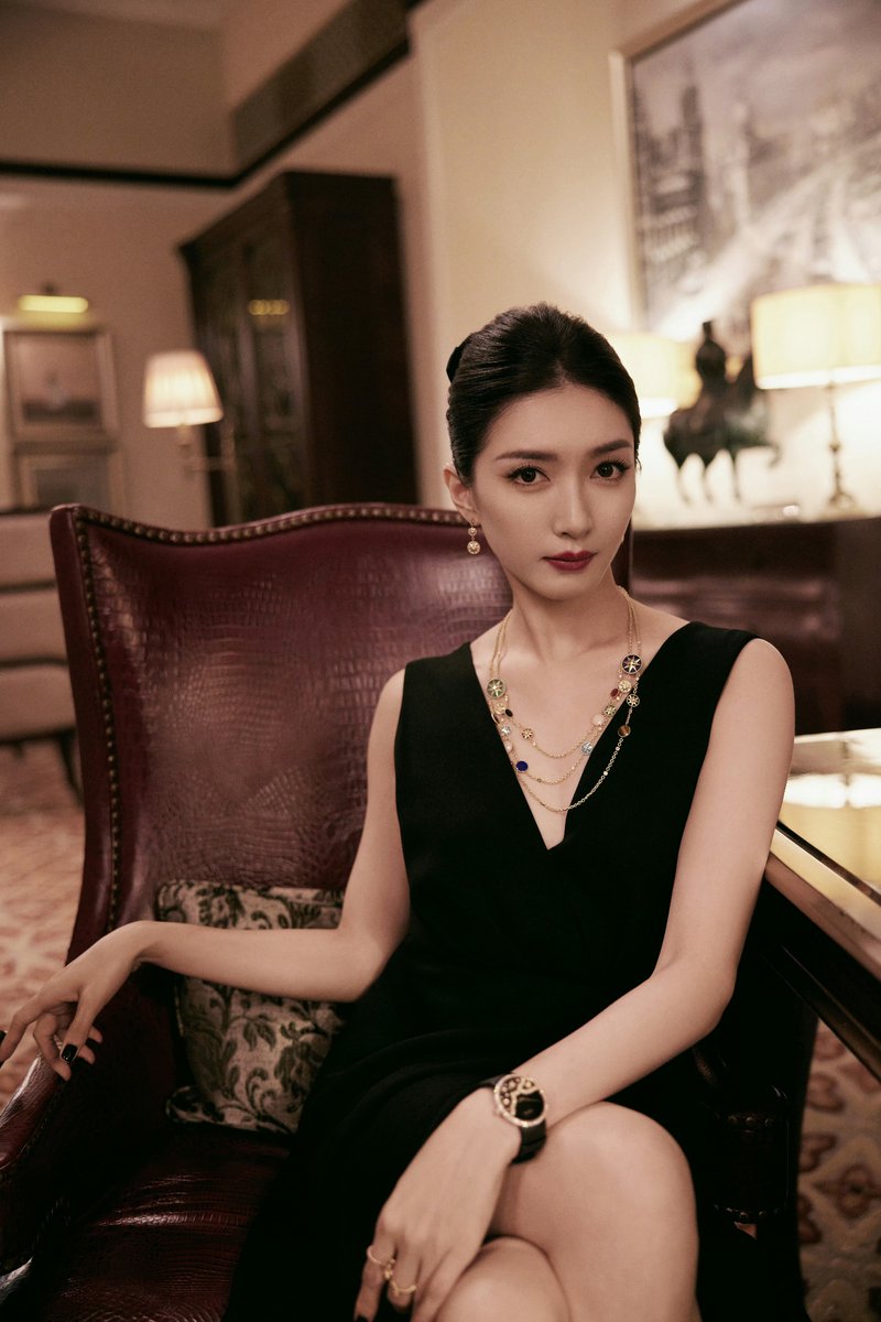 dramapotatoe's tweet photo. New film #ATableForTwo, directed and written by by Wu Jing 吴靖, officially announces leads in Wang Chuanjun and Jiang Shuying as filming begins soon

#拼桌 https://t.co/YOAXvb2iqX