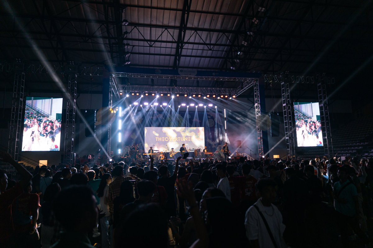 AbramLembono's tweet image. “In my prayer, she’ll forever be”
@theovertunes at @setara.2023 
.
#theovertunes #endlessly #baskethallsenayan