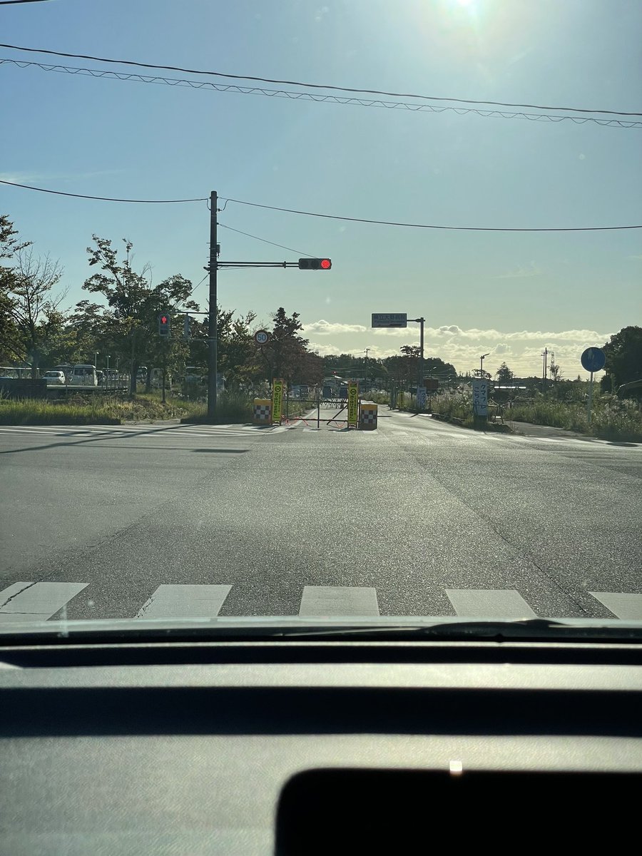 yuya7man's tweet photo. 今日はBIGCONCの大会で福島は富岡に来ています。

自分のJr.時代よく使ったコートで娘が試合とか、震災後時の止まった街並みとか、当時のライバルとの試合とか記憶が所々巡ってきて…

テニスっていいなぁー

#ソフトテニス #仙台東STC #大熊ジュニア #富岡ジュニア https://t.co/4kRMa6Q5Cp