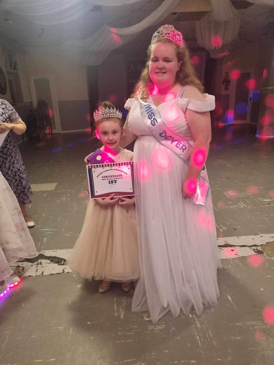 ShellEllis's tweet photo. @QueenboroughSN Delilah-Beau Sheppey Rosebud came 1st again and Junior court 1st 🎉 Now we are up getting hair ready for comp! Wish her luck 🍀 https://t.co/QKA3NzXcwk