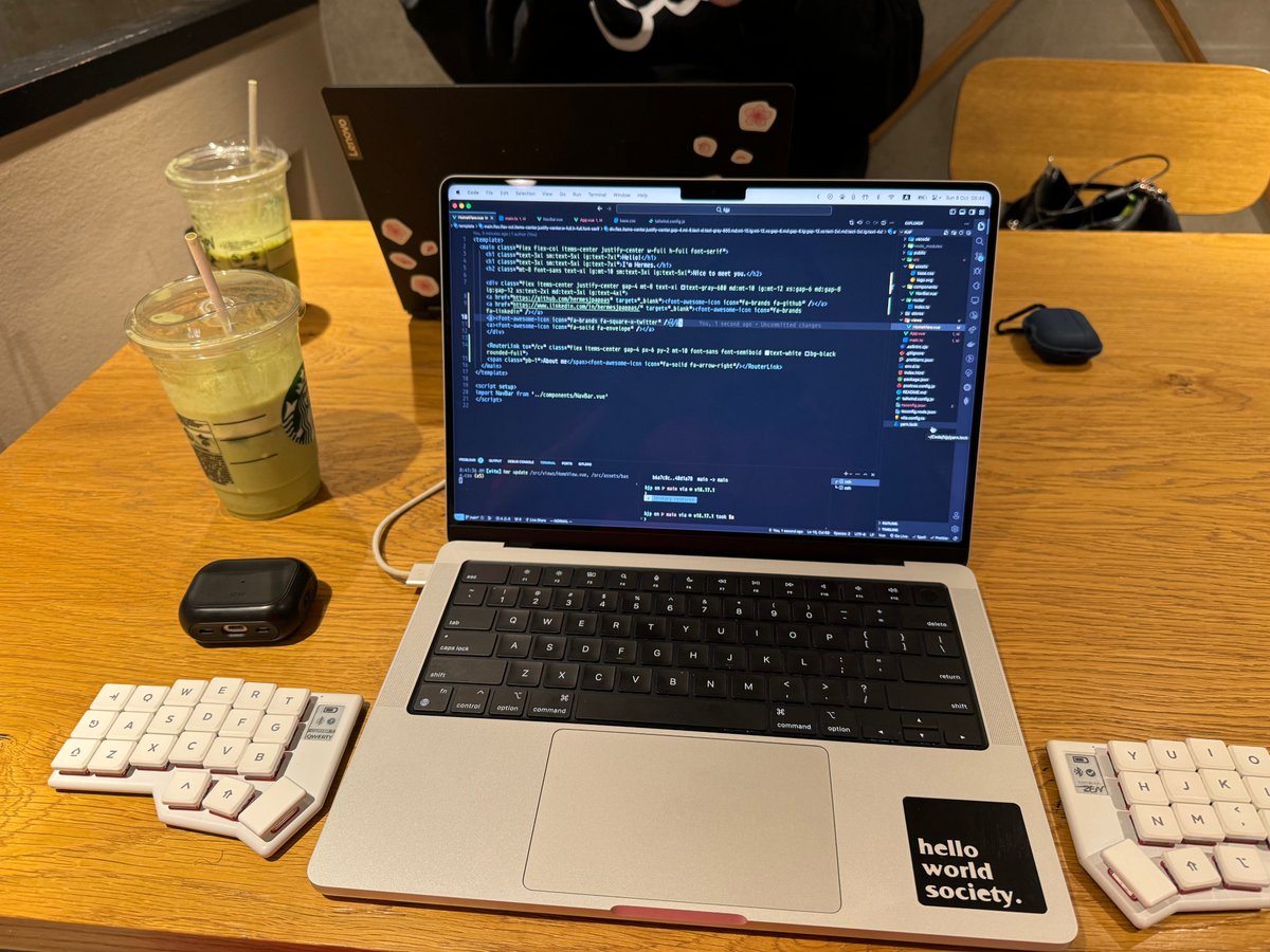 hjp_dev's tweet photo. Another fun #coding outing with my wifey @MeredithPappa . She's training to become a web developer and I'm very proud of her for having the courage and patience to start a new career! #shecodes #femaledev #dev #webdev #proudhusband https://t.co/PC3pGHRoRU