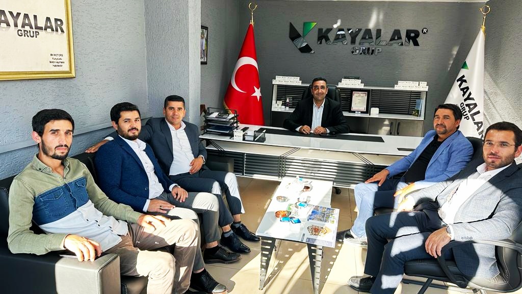 erginkaya49's tweet photo. Bizleri ofisimizde ziyarete gelen İst. milletvekili kıymetli dostum DOĞAN DEMİR vekilime ve Eskişehir BULANIK'LILAR DERNEK BAŞKANI değerli dostum Nesrullah Sır ve sır ailesi mensuplarına teşekkür ediyorum
#doğandemir
#nesrullahsır
#kayalargrup https://t.co/KLQmKWzlkE