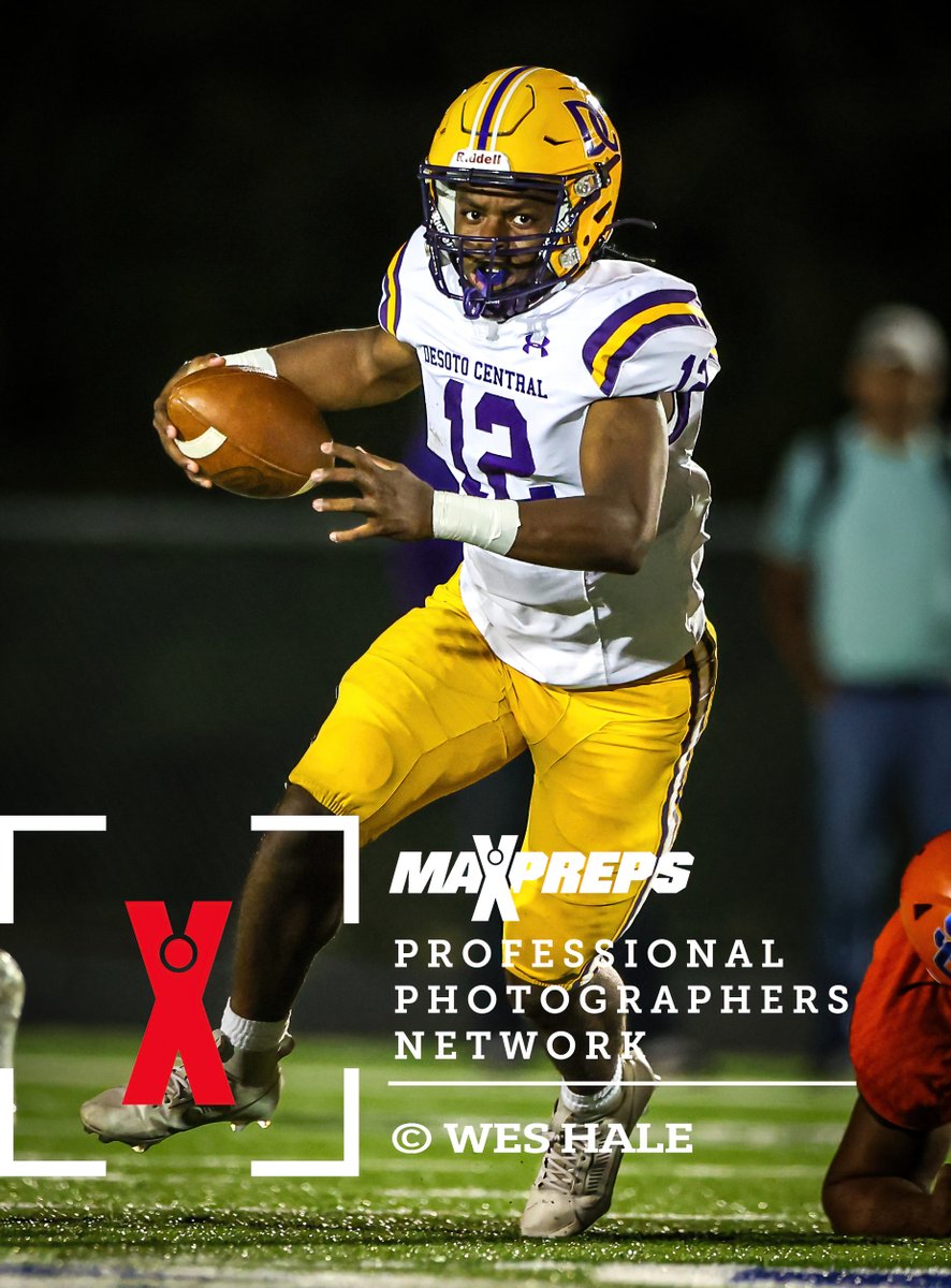 WesHalePhoto's tweet photo. Photos from the DeSoto Central Jaguars @ Southaven Chargers varsity football game are up on #MaxPreps
Link to photos.👇
https://t.co/B7yIPDDqRg
.
@WeAreChargers @Fball_DC
@SouthavenHigh
#radphotos #NorthMississippi #RadActionPhotos #MemphisSportsPhotographer #HighSchoolFootball https://t.co/nKZGNkBmMx