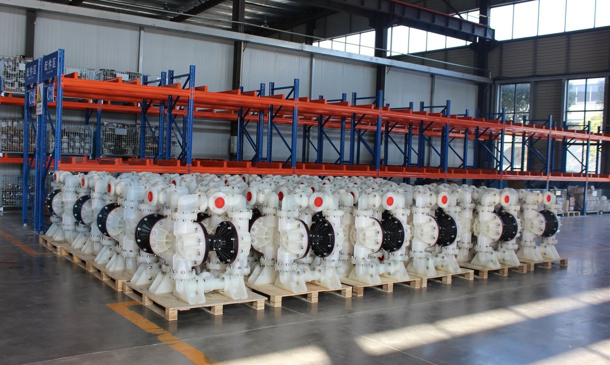 3 inch PP diaphragm pumps

#diaphragmpump #aoddpump #aoddpumps  #diaphragmpumps #pumprepairkits #Sandpiperpump #Wildenpump #ARO  #Versamatic #chemicalpump #diaphragmpumpparts #pumprebuildkit #doublediaphragmpump #bombapneumatica #bombasdediafragma #pompa #pompes